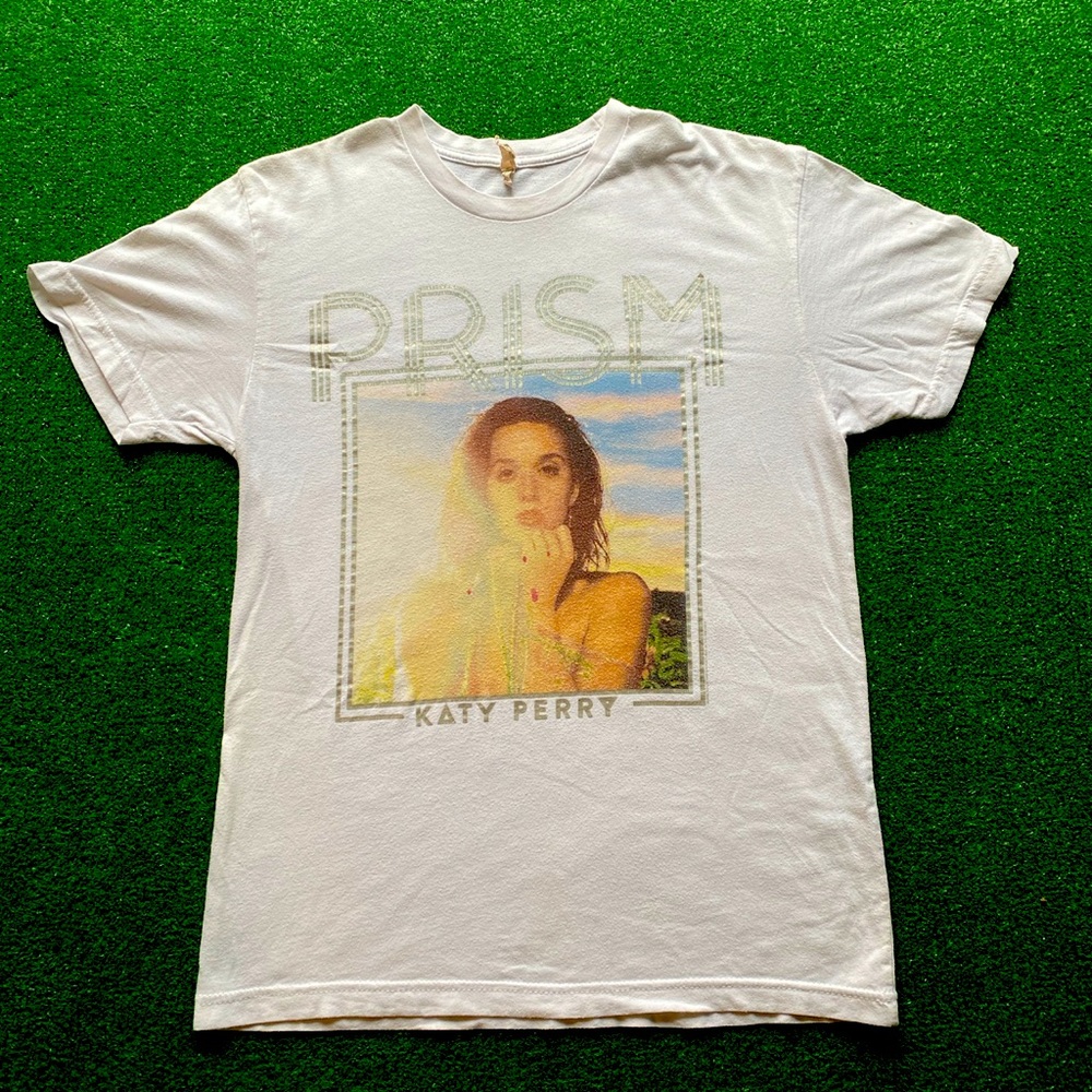 🎸🎧 Katy Perry 2014 Prismatic Tour Tee🎧🎸
